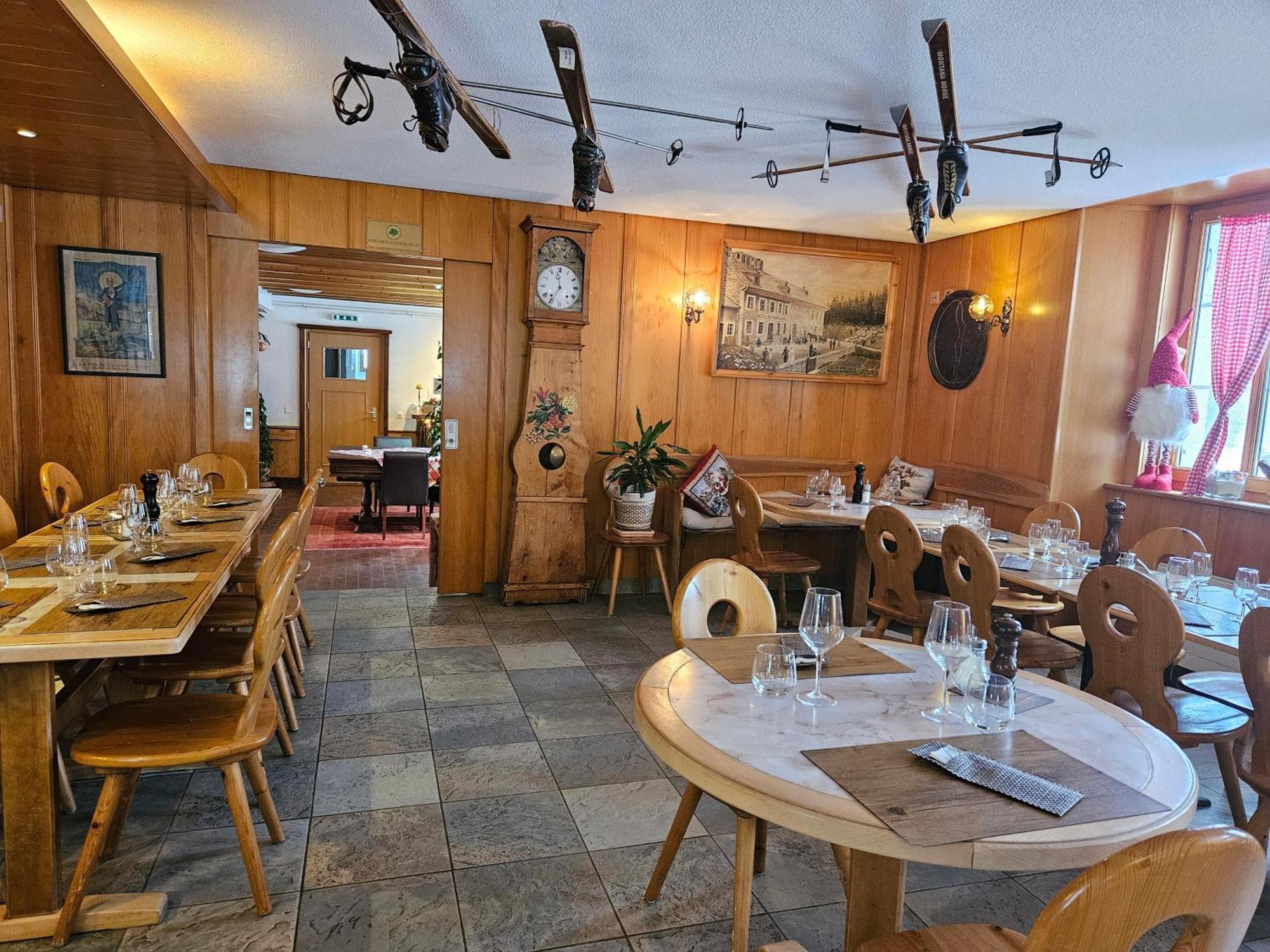 Hotel Restaurant Du Marchairuz Le Brassus Zewnętrze zdjęcie